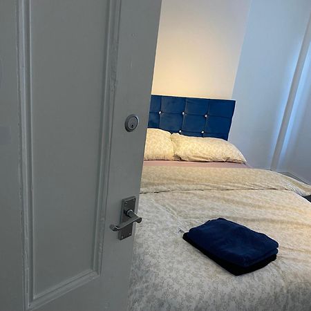 Marvellous Room 2 Stoke-on-Trent المظهر الخارجي الصورة